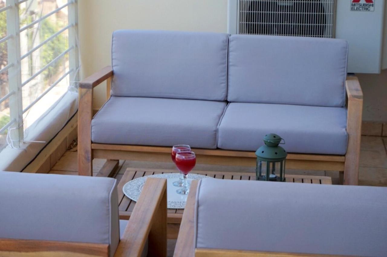 Piraeus Bright Apt ภายนอก รูปภาพ