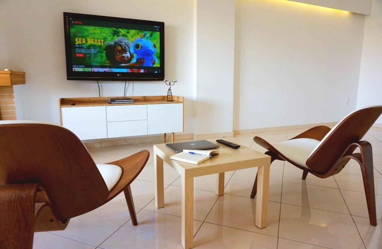 Piraeus Bright Apt ภายนอก รูปภาพ