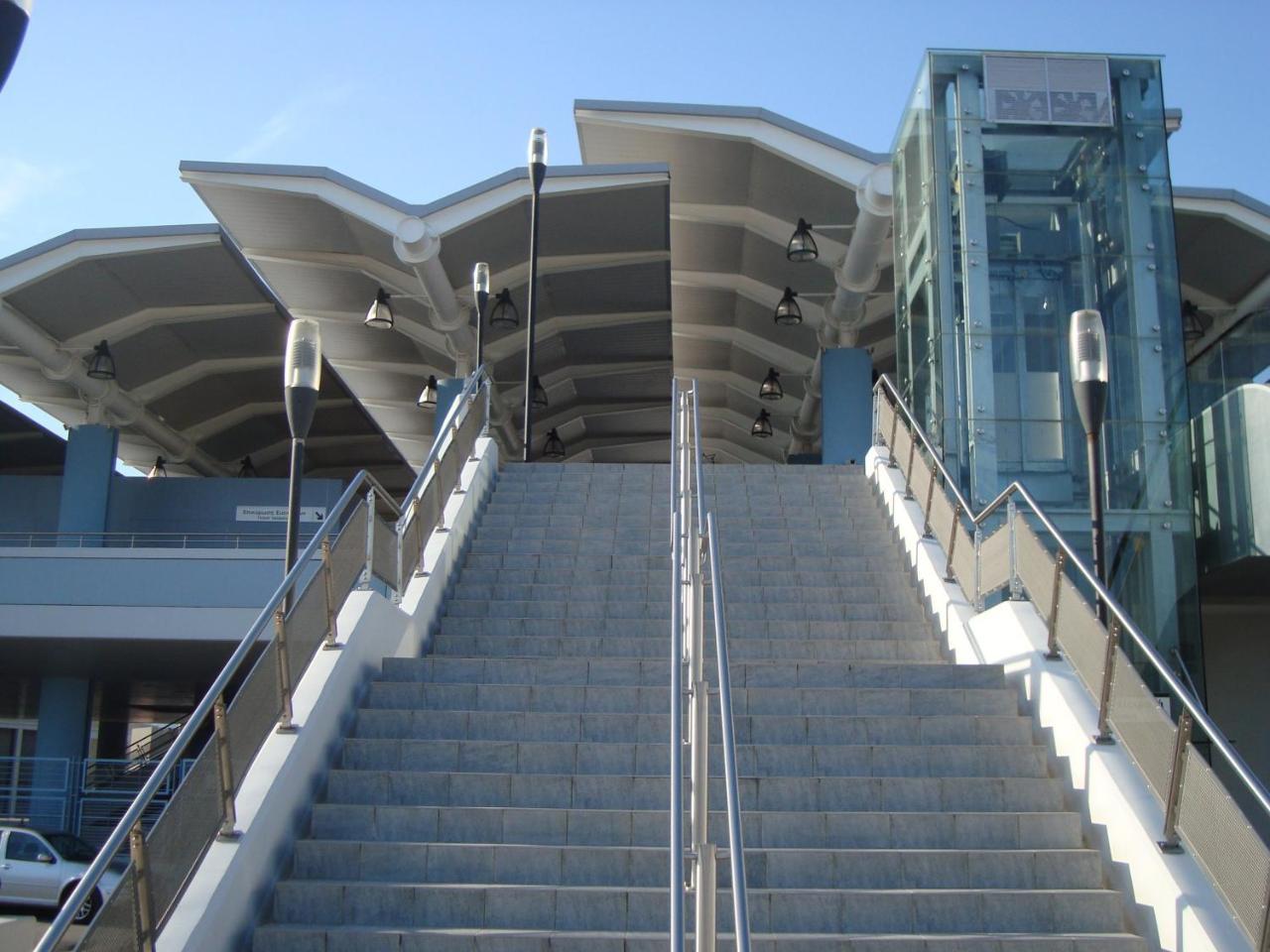 Piraeus Bright Apt ภายนอก รูปภาพ